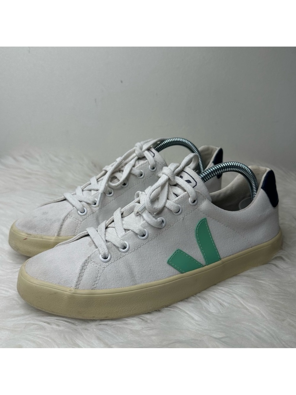 Veja Women’s Esplar-SE Canvas Sneaker Size 10